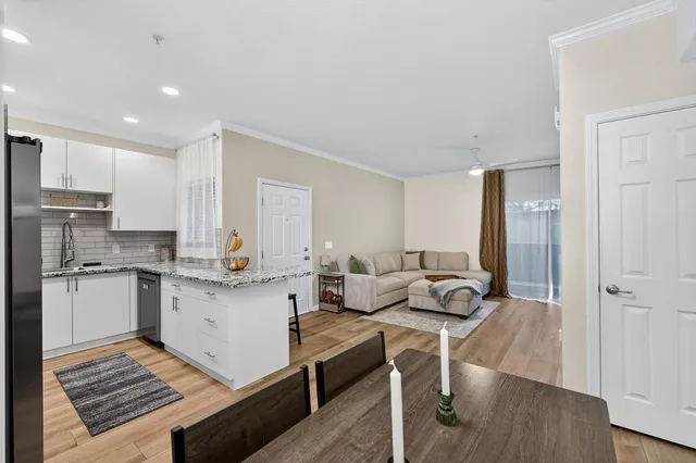 $347,000 | 10001 Woodcreek Oaks Boulevard, Unit 1513, Roseville, CA 95747