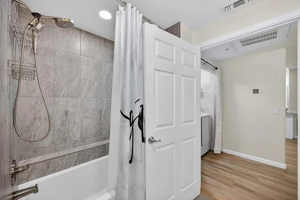 $342,000 | 10001 Woodcreek Oaks Boulevard, Unit 1513, Roseville, CA 95747