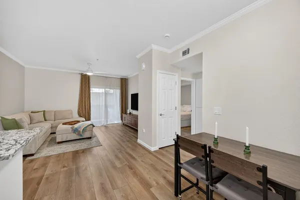 $342,000 | 10001 Woodcreek Oaks Boulevard, Unit 1513, Roseville, CA 95747