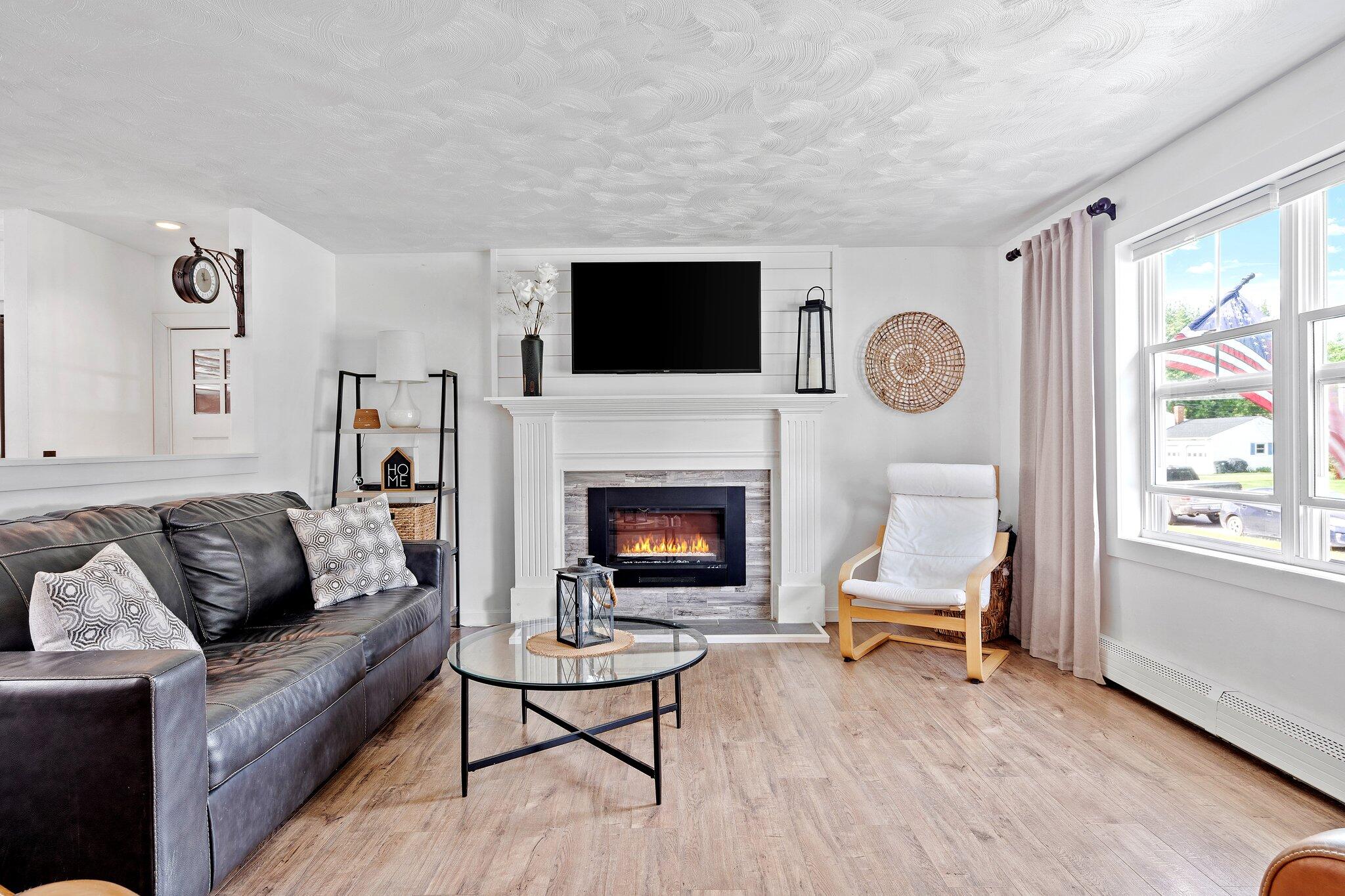 53 Clover Lane Brewer, ME 04412 - Photo 3 of 66 3-web-or-mls-DSC07749