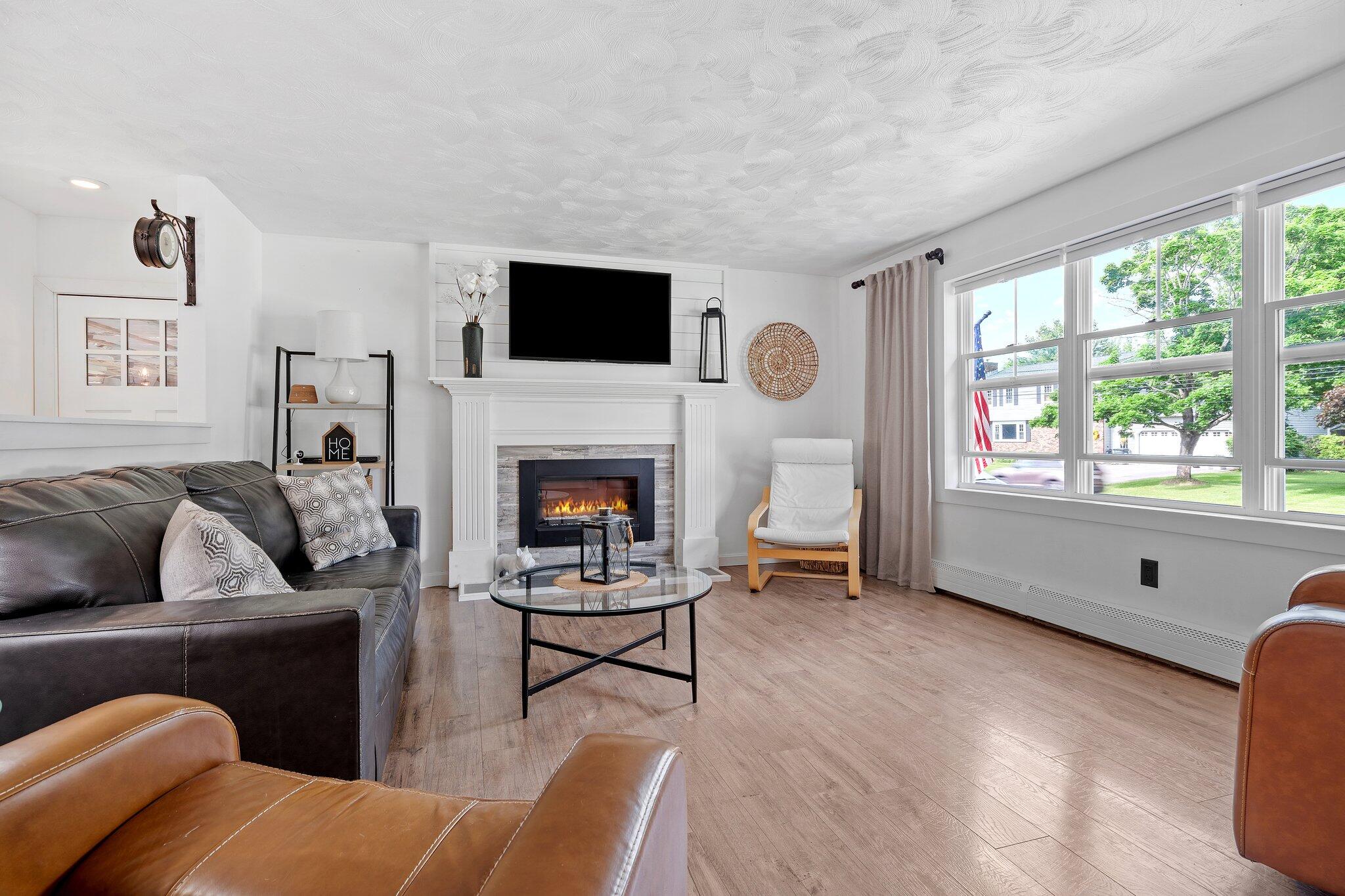 53 Clover Lane Brewer, ME 04412 - Photo 7 of 66 7-web-or-mls-DSC07770