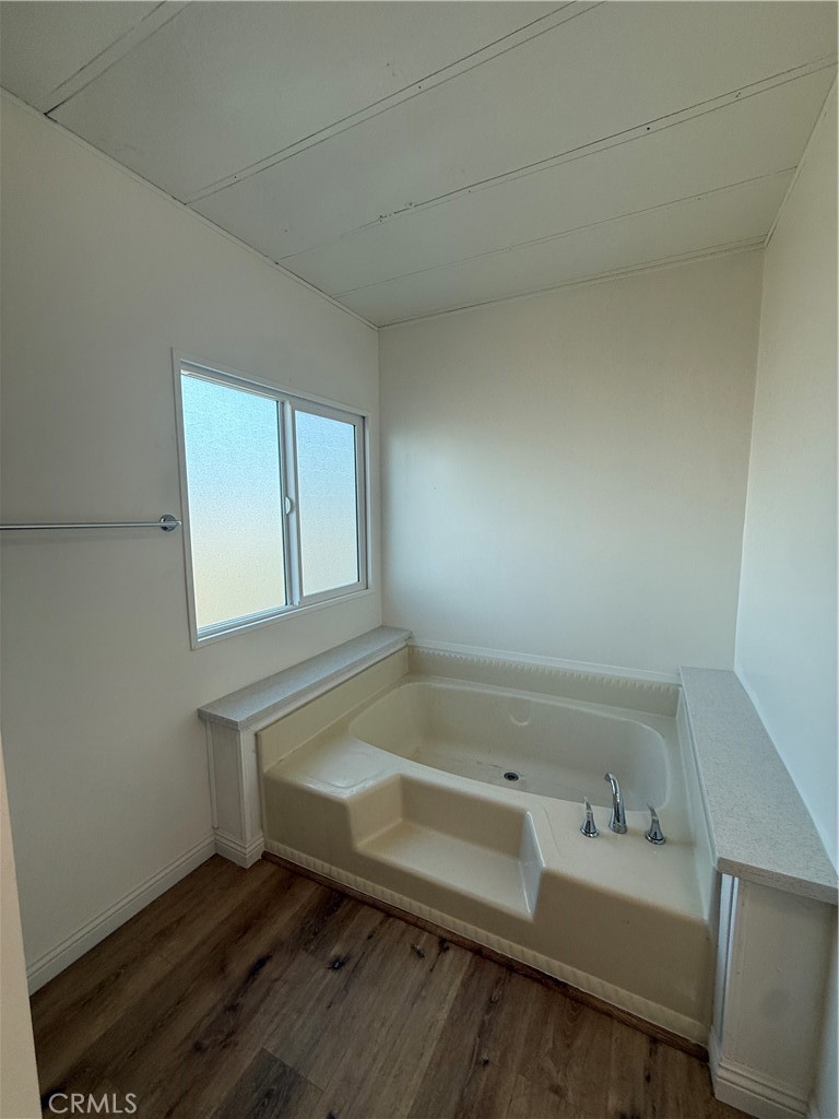 32883 Newberry Road Newberry Springs, CA 92365 - Photo 10 of 14 a bathroom with a sink and a bathtub