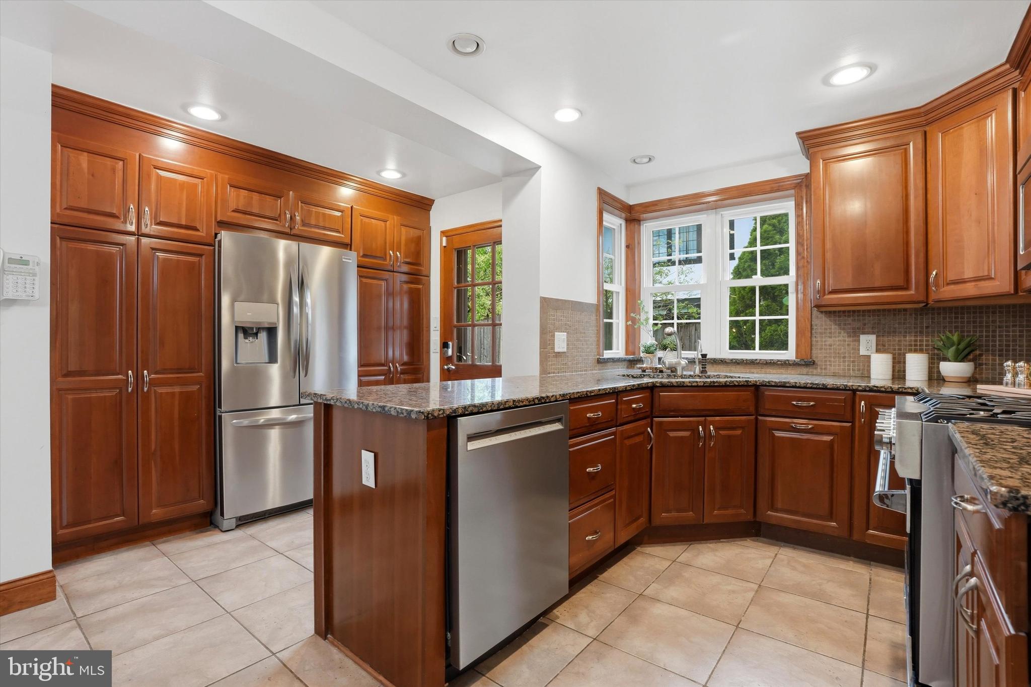 518 Winding Way Merion Station, PA 19066 - Photo 15 of 40 Large Eat In Kitchen