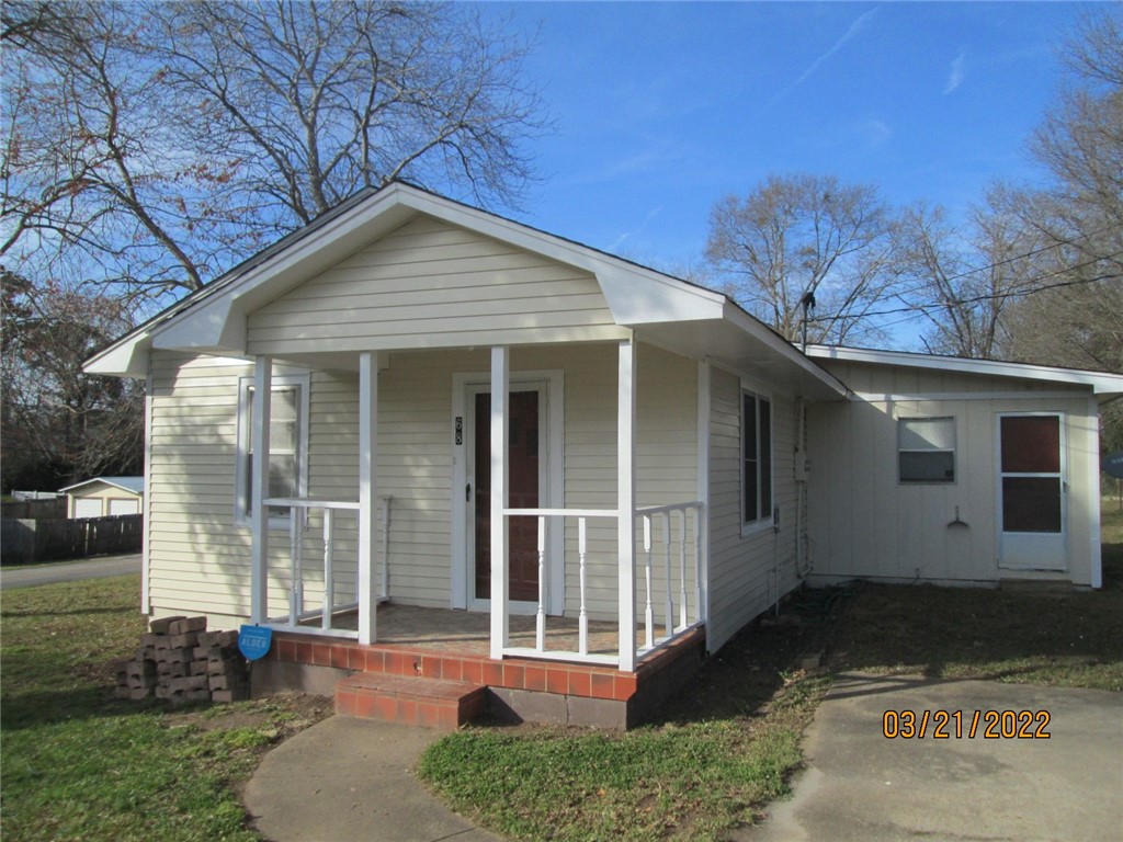68 Condor Street Hartwell, GA 30643 - Photo 3 of 18 Gallery Image 3