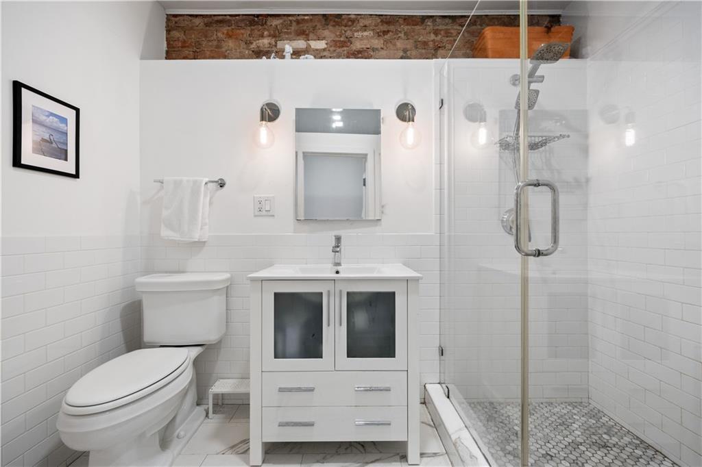 533 Clinton Street, Unit 2AB Brooklyn, NY 11231 - Photo 13 of 14 Gallery Image 13