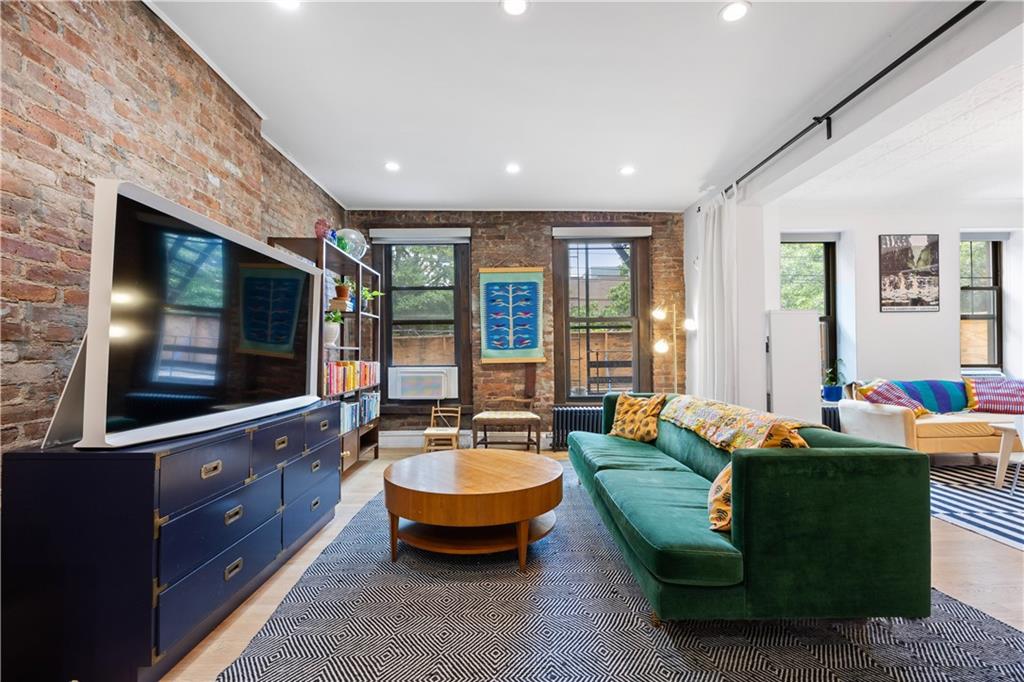 533 Clinton Street, Unit 2AB Brooklyn, NY 11231 - Photo 3 of 14 Gallery Image 3