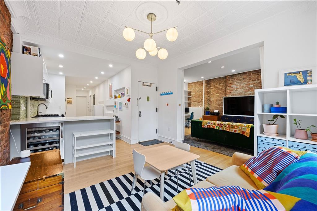533 Clinton Street, Unit 2AB Brooklyn, NY 11231 - Photo 4 of 14 Gallery Image 4