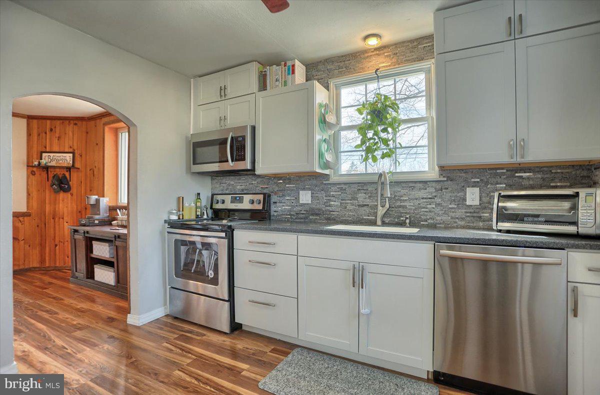 215 Cavalry Road Carlisle, PA 17013 - Photo 13 of 43 Gallery Image 13