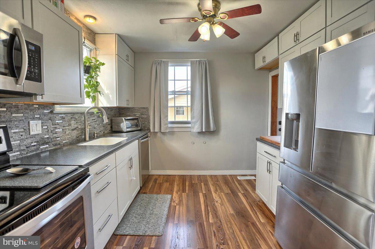 215 Cavalry Road Carlisle, PA 17013 - Photo 17 of 43 Gallery Image 17