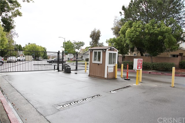 11545 Honeyglen Road Pacoima, CA 91331 - Photo 13 of 14