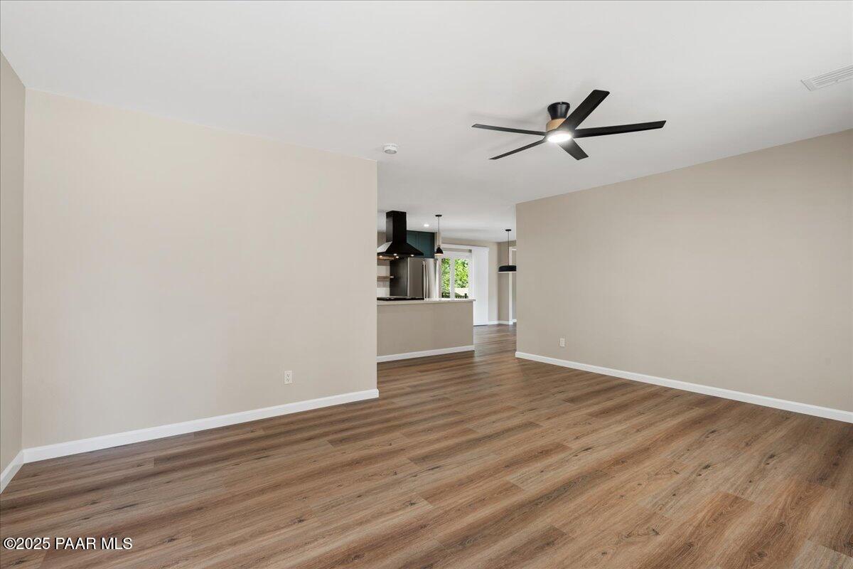 1810 Meadowbrook Road Prescott, AZ 86303 - Photo 18 of 31 05-Foyer