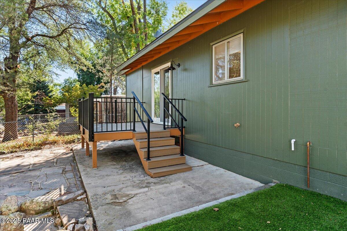 1810 Meadowbrook Road Prescott, AZ 86303 - Photo 28 of 31 26-Backyard Deck