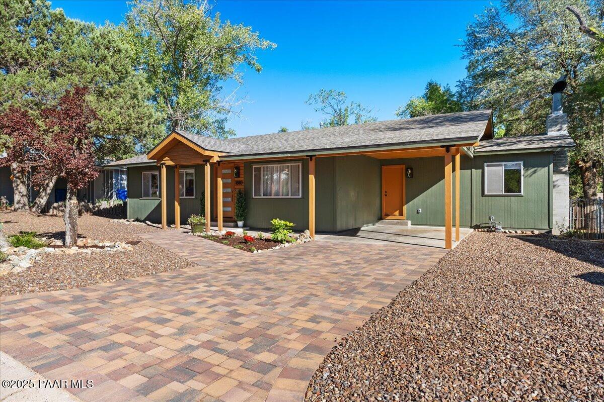 1810 Meadowbrook Road Prescott, AZ 86303 - Photo 3 of 31 03-Front