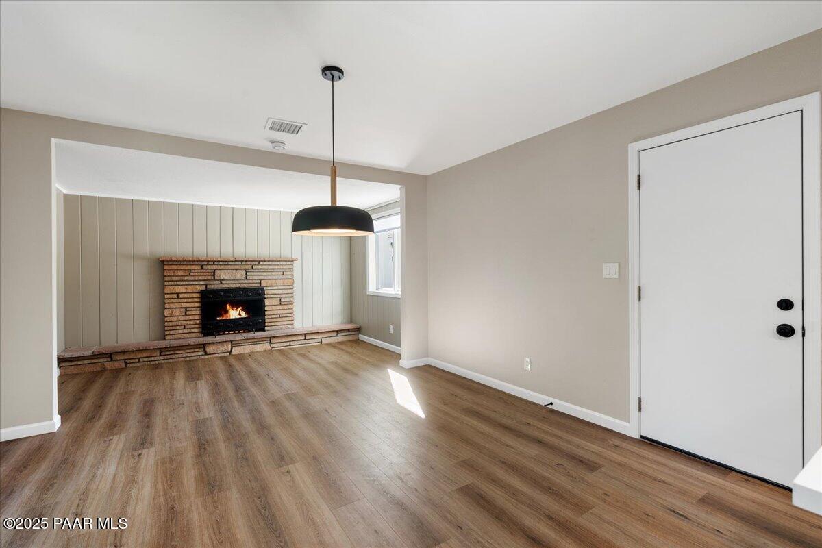 1810 Meadowbrook Road Prescott, AZ 86303 - Photo 9 of 31 09-Dining Area