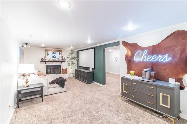 $289,900 | 400 Hillcrest Drive, Warrensburg, MO 64093