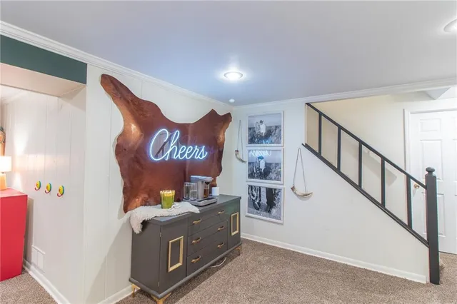 $289,900 | 400 Hillcrest Drive, Warrensburg, MO 64093