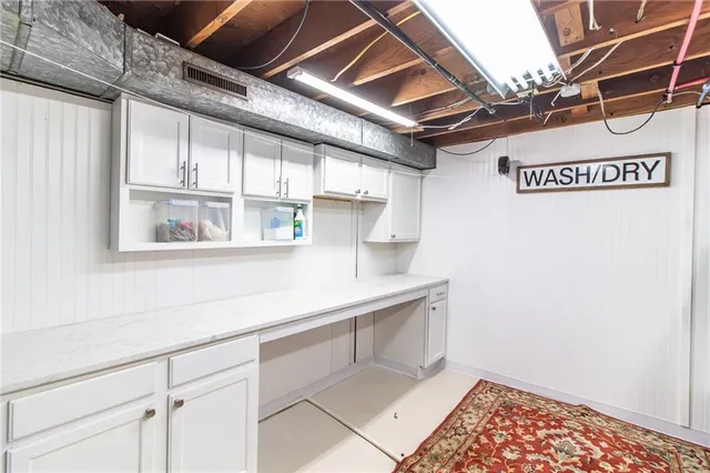 $289,900 | 400 Hillcrest Drive, Warrensburg, MO 64093