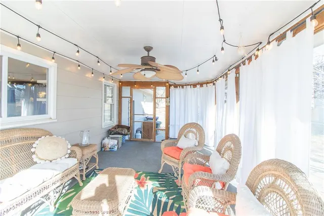 $289,900 | 400 Hillcrest Drive, Warrensburg, MO 64093