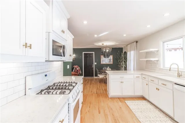 $289,900 | 400 Hillcrest Drive, Warrensburg, MO 64093