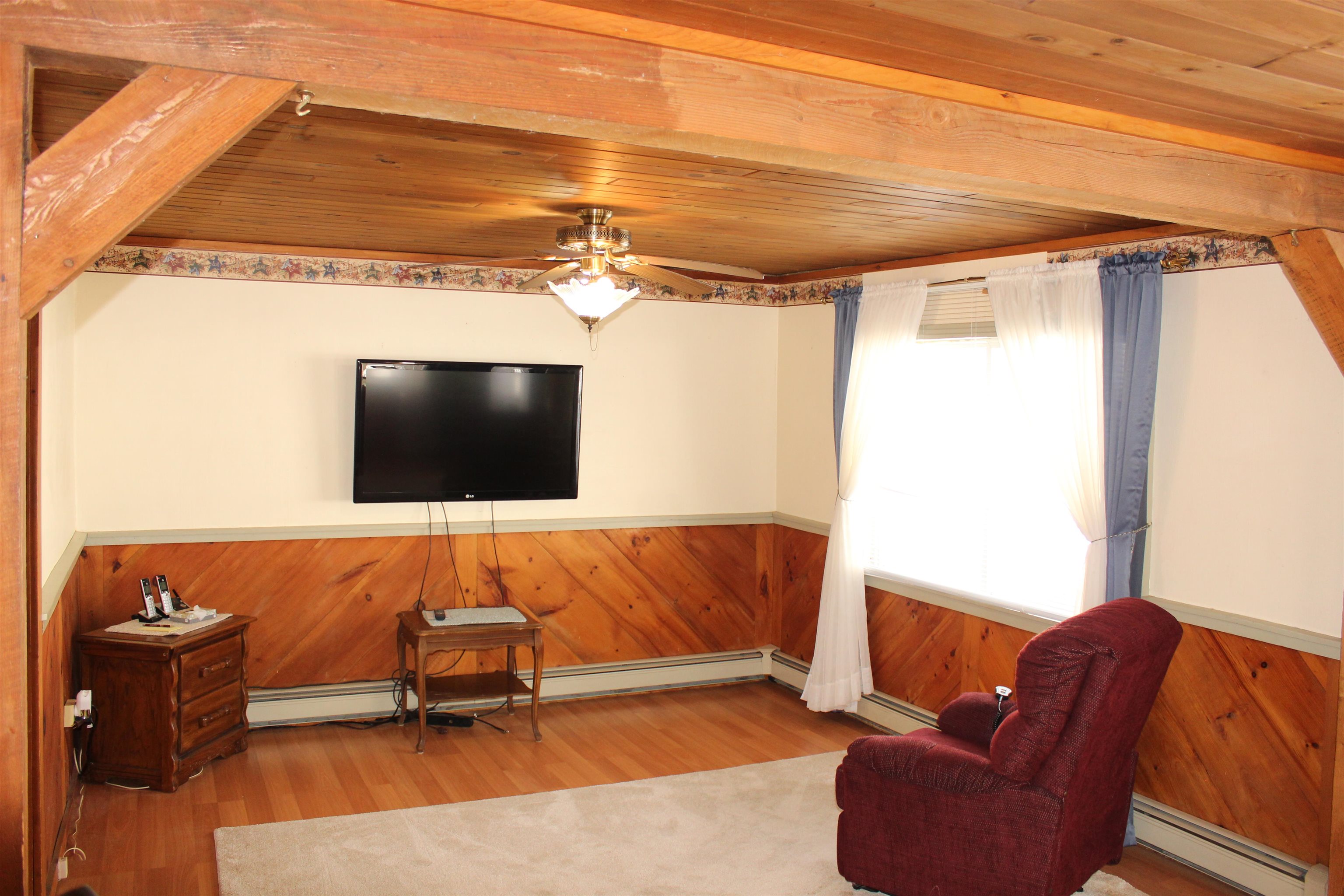 1457 Wakefield Road Wakefield, NH 03872 - Photo 3 of 31 Gallery Image 3