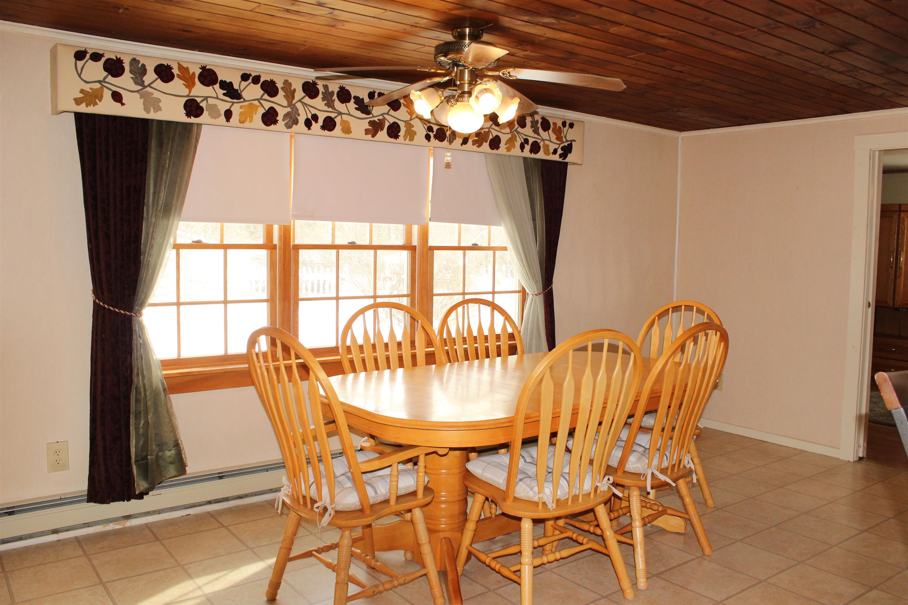 1457 Wakefield Road Wakefield, NH 03872 - Photo 9 of 31 Gallery Image 9