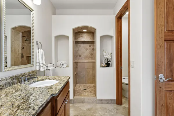 $1,495,000 | 11625 Live Oak Drive, Minnetonka, MN 55305