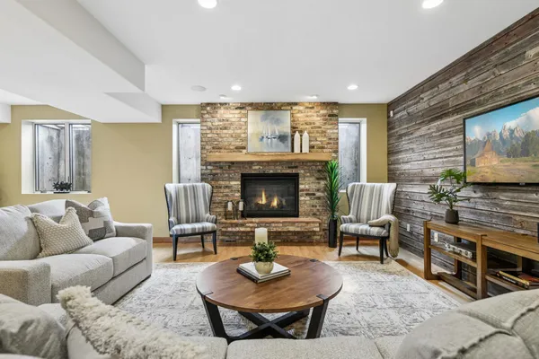 $1,495,000 | 11625 Live Oak Drive, Minnetonka, MN 55305