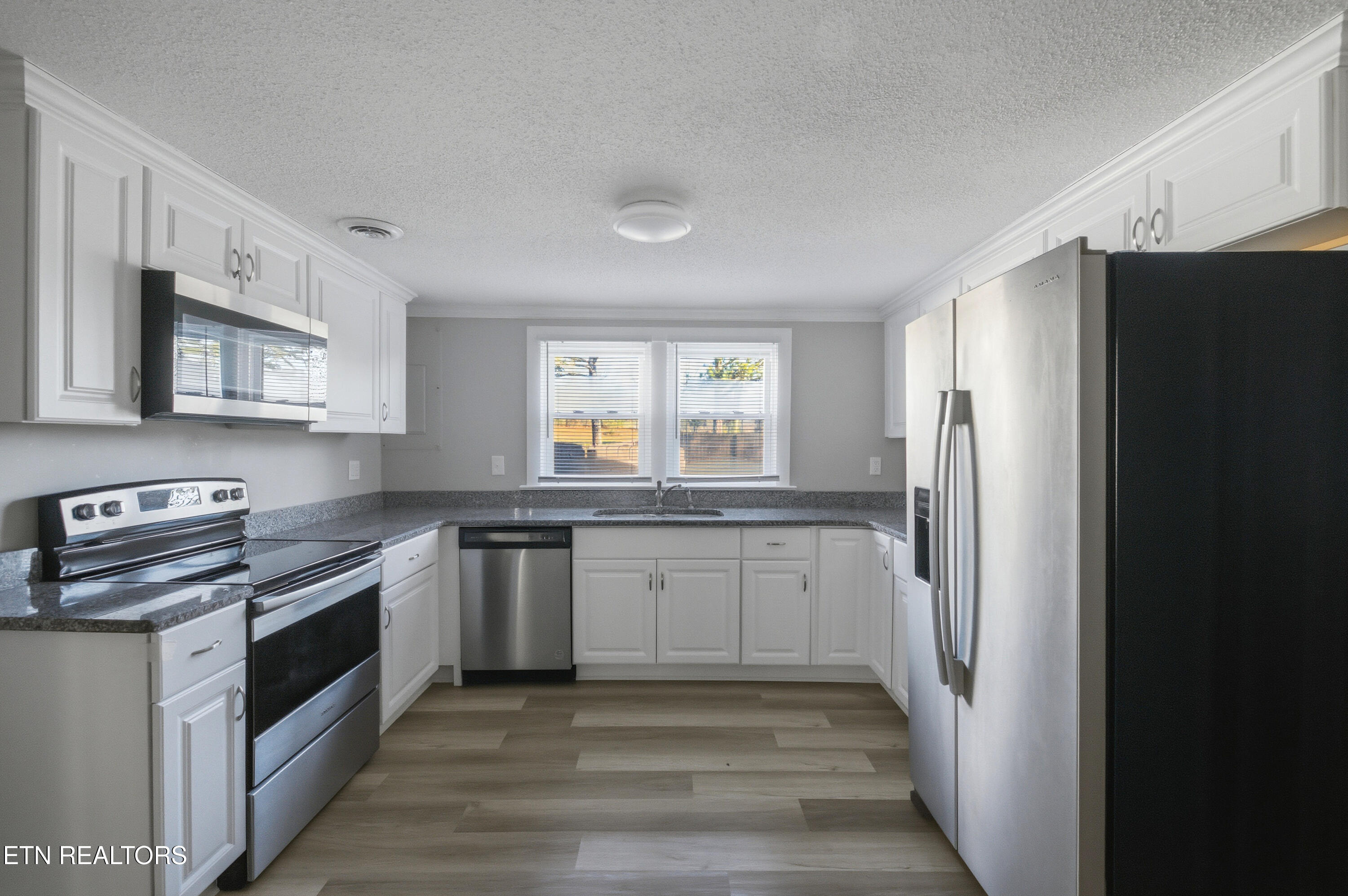 129 County Road 71 Riceville, TN 37370 - Photo 6 of 18 09-129-Co-Rd-71-Riceville-TN-7