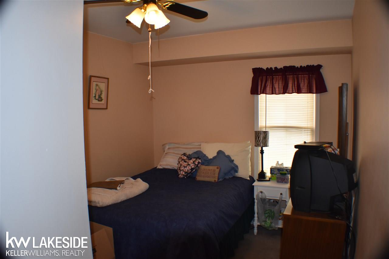 16399 Frazho Road Roseville, MI 48066 - Photo 14 of 21 31316468-13.JPG