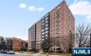 $479,000 | 90 Prospect Avenue, Unit 2A, Hackensack, NJ 07601