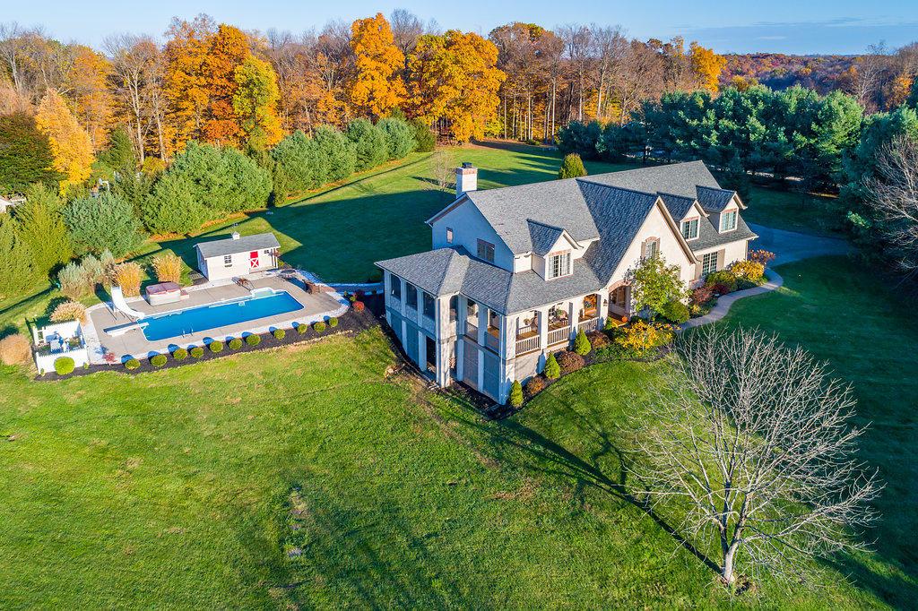 435 Dorrence Road Granville, OH 43023 - Photo 1 of 40 Gallery Image 1