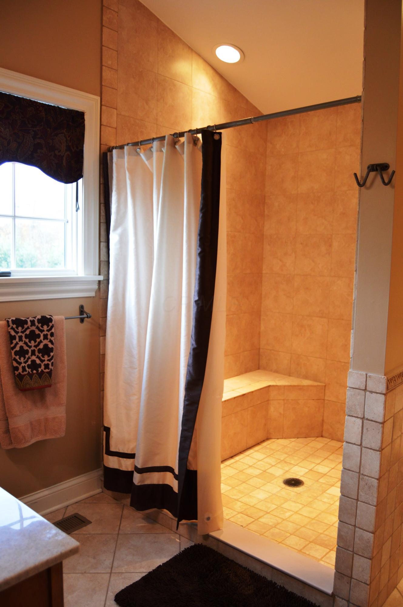 435 Dorrence Road Granville, OH 43023 - Photo 28 of 40 Gallery Image 28
