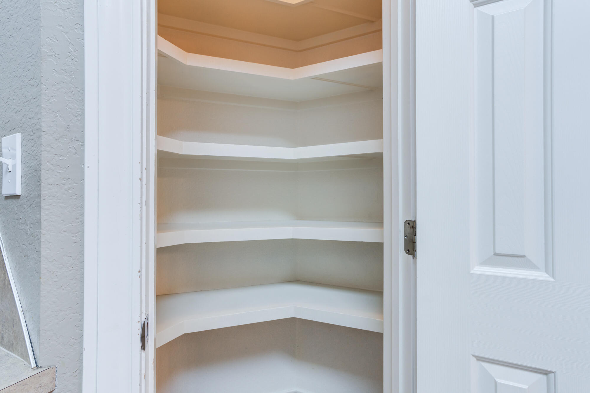 5801 110th Street Lubbock, TX 79424 - Photo 11 of 38 5801-110th-St_Lubbock-TX_4_Pantry