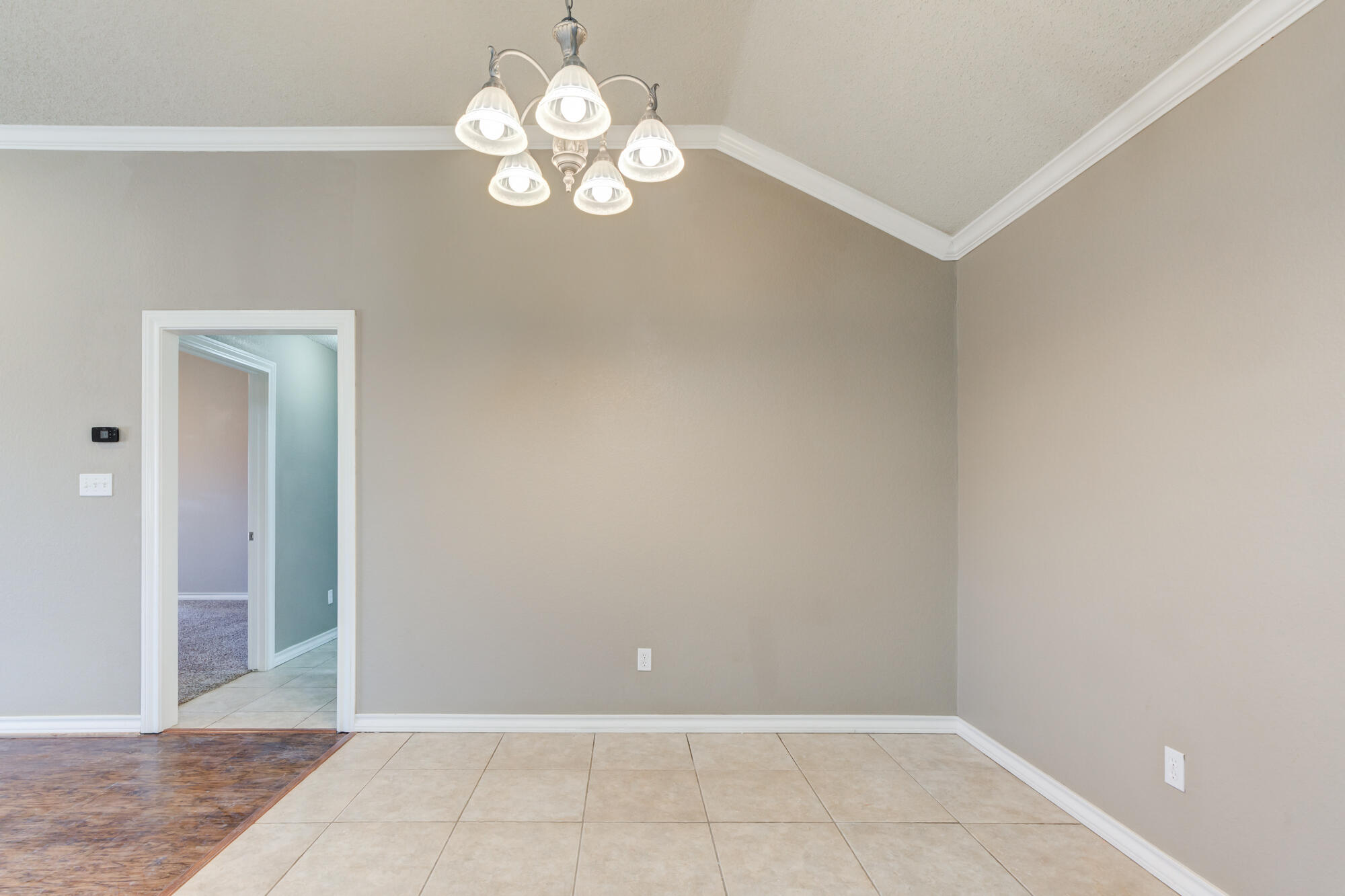 5801 110th Street Lubbock, TX 79424 - Photo 13 of 38 5801-110th-St_Lubbock-TX_6_Dining-Room