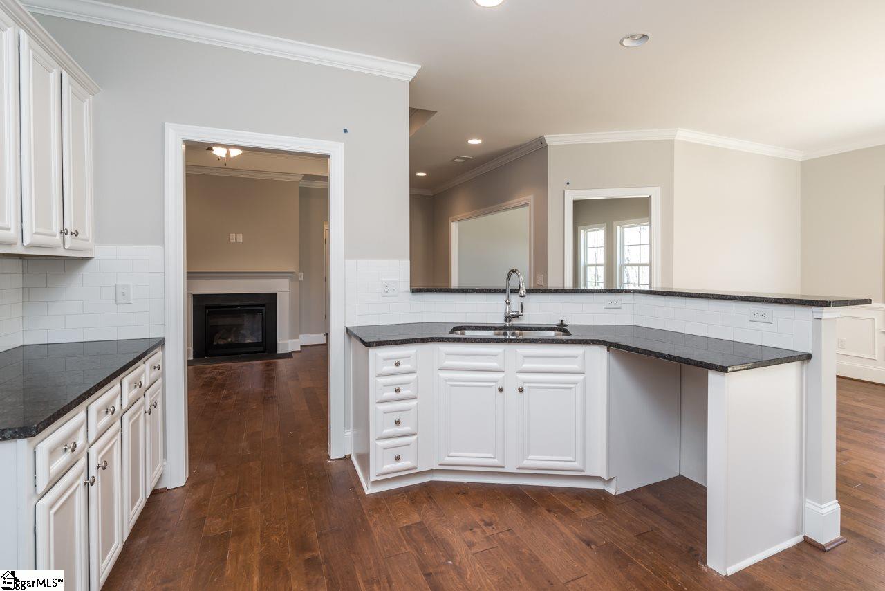 216 Donemere Way Fountain Inn, SC 29644 - Photo 13 of 32 Gallery Image 13