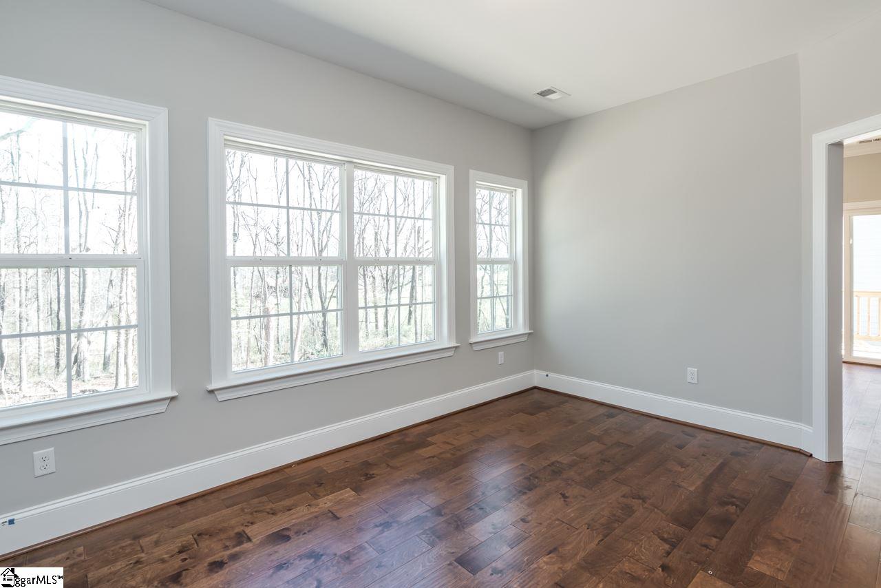 216 Donemere Way Fountain Inn, SC 29644 - Photo 9 of 32 Gallery Image 9