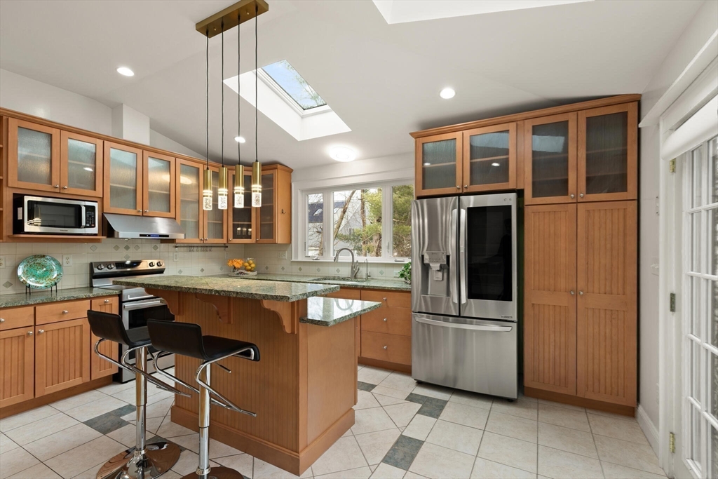 59 Reed Street Lexington, MA 02421 - Photo 6 of 32