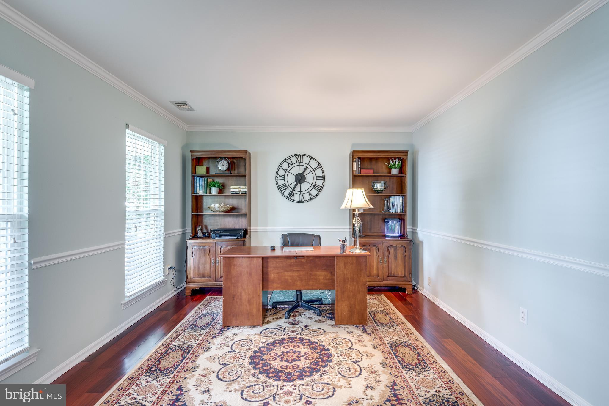 136 Minor Road Sterling, VA 20165 - Photo 14 of 30 Main Level Office