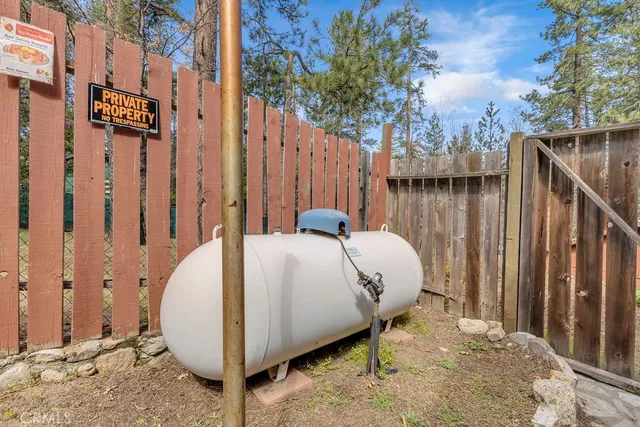a view of a backyard of the house