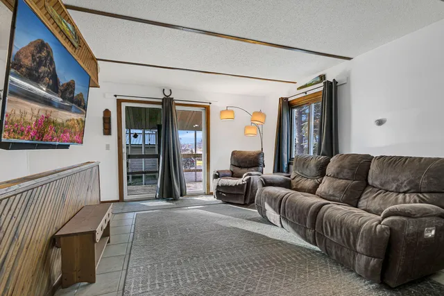 $315,000 | 19936 Major Avenue, Hutchinson, MN 55350