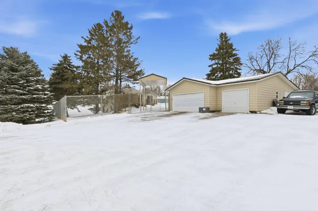 $315,000 | 19936 Major Avenue, Hutchinson, MN 55350