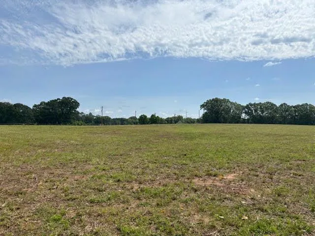 $249,900 | 3092 Airport Fernwood Road, McComb, MS 39648