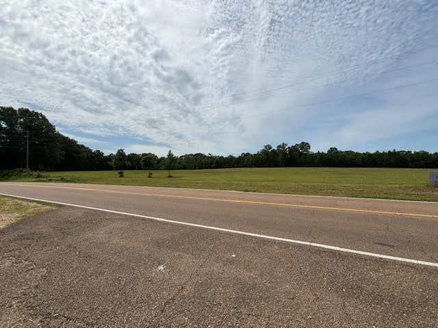 $249,900 | 3092 Airport Fernwood Road, McComb, MS 39648