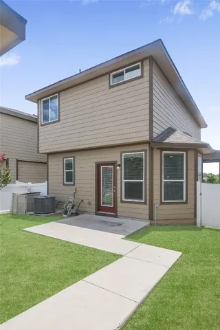 $1,995 | 332 Cane River Road, Pflugerville, TX 78660