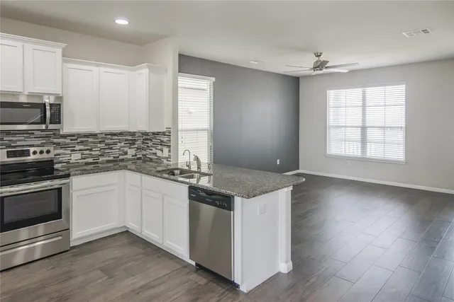 $1,995 | 332 Cane River Road, Pflugerville, TX 78660