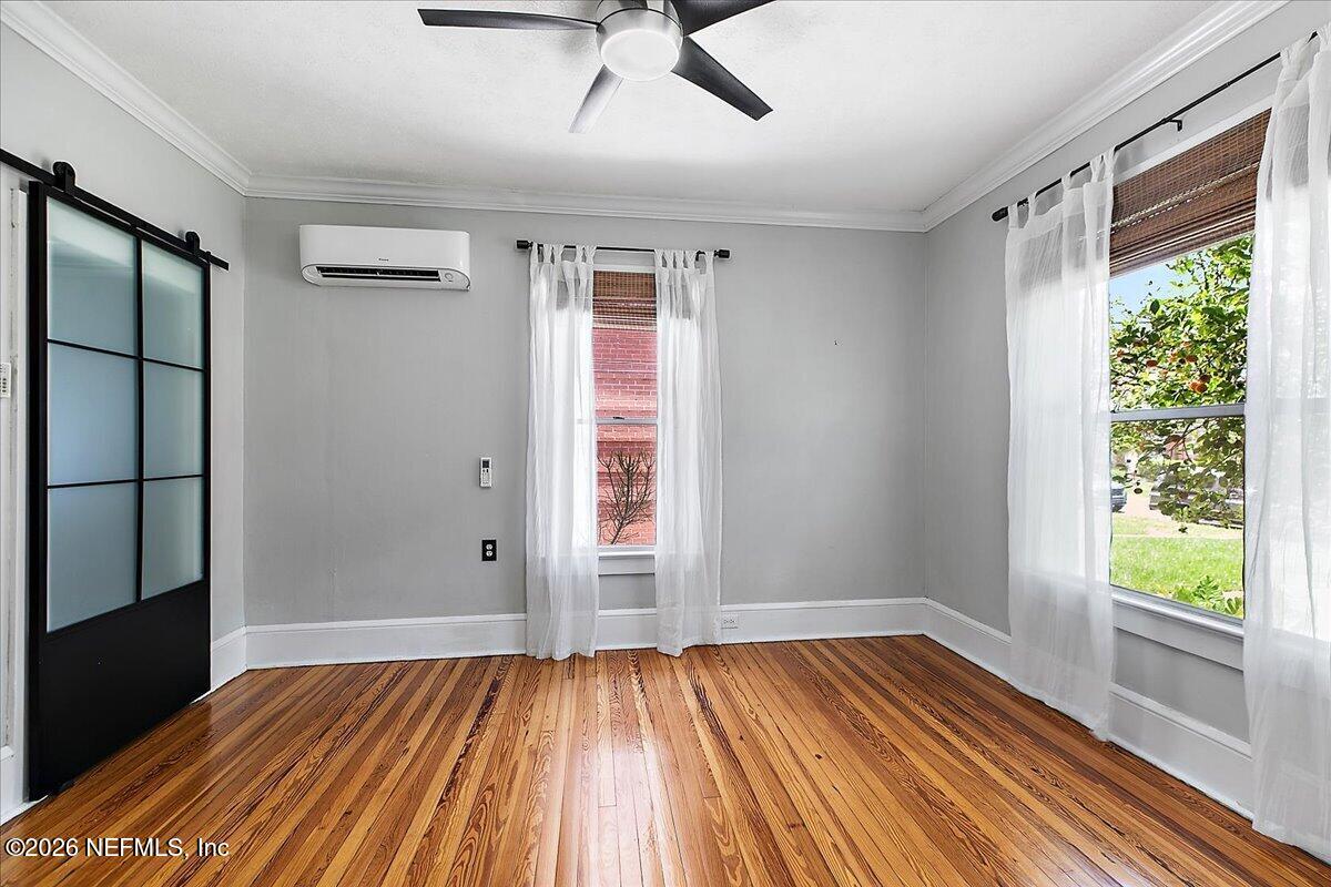 1031 Riviera Street Jacksonville, FL 32207 - Photo 10 of 34 10-Primary Bedroom