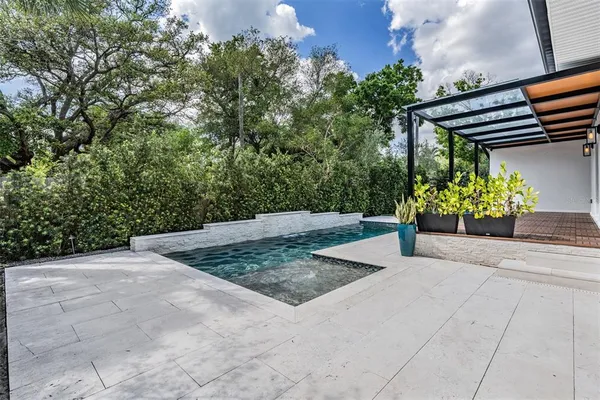 $925,000 | 4003 South Shamrock Road, Tampa, FL 33611