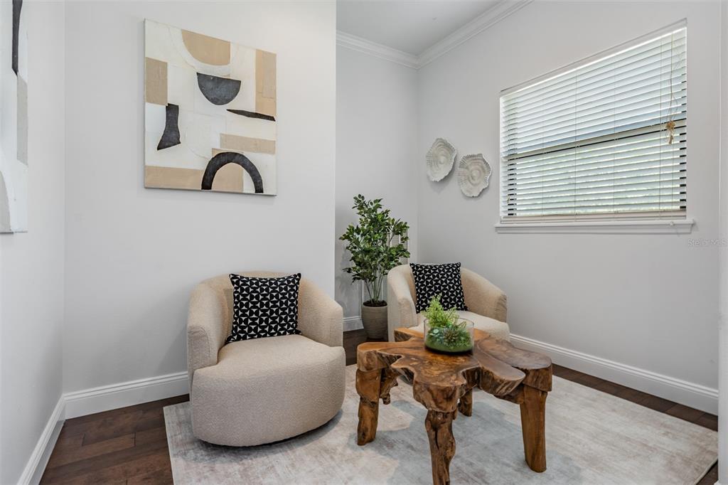 4003 South Shamrock Road Tampa, FL 33611 - Photo 6 of 38