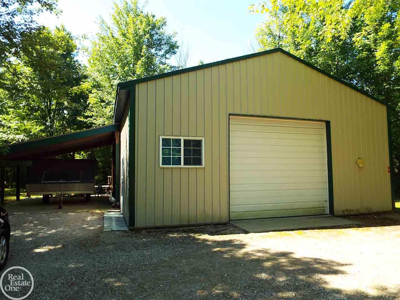 10419 Bryce Road Avoca, MI 48006 - Photo 21 of 21 31298189-20.JPG