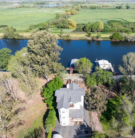 an aerial view of ocean residential house with outdoor space